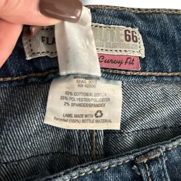 Route 66 Jeans Women's Size 12 Blue Flare Curvy Fit Low Rise Flap Pocket… - Picture 9 of 13